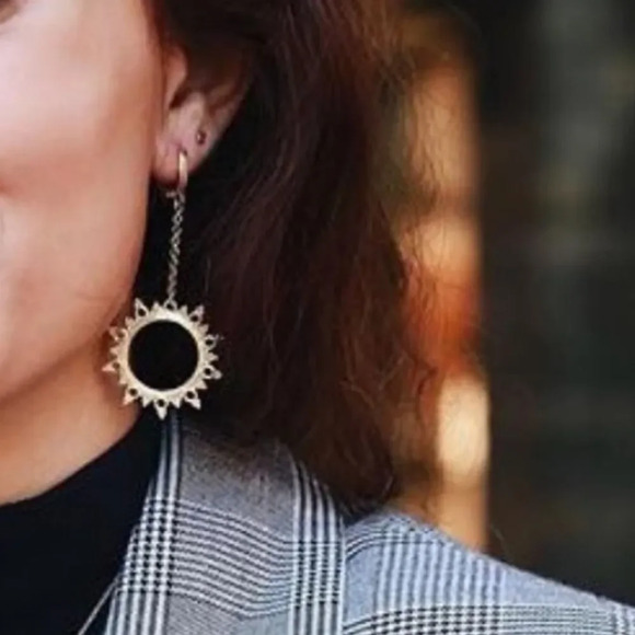 “SUN” Gold plated 925 silver earrings. - Picture 2 of 9